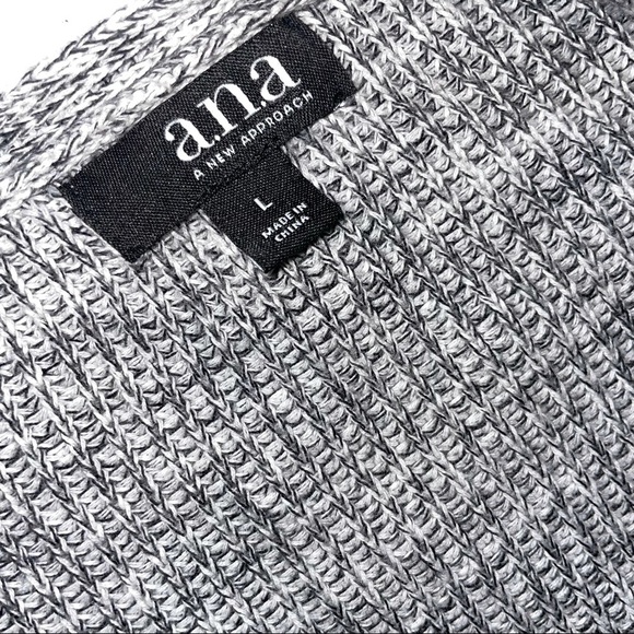 Grey v neck comfy sweater - Picture 4 of 9